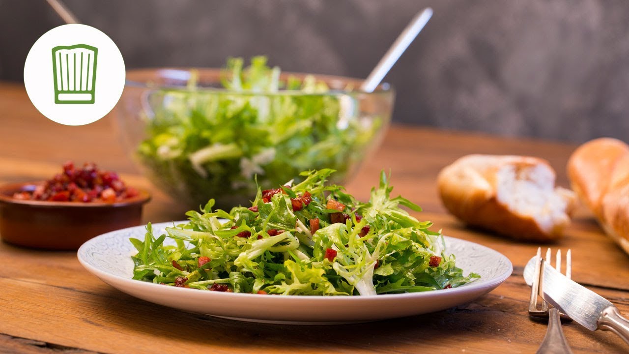Omas Endiviensalat mit Essig-Öl-Dressing | Chefkoch